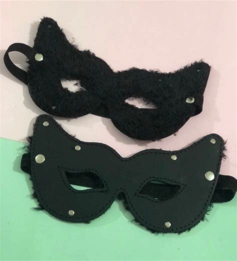 Antifaz Cuero Con Peluche ARTICULO Sex Shop Rosario Ganesha