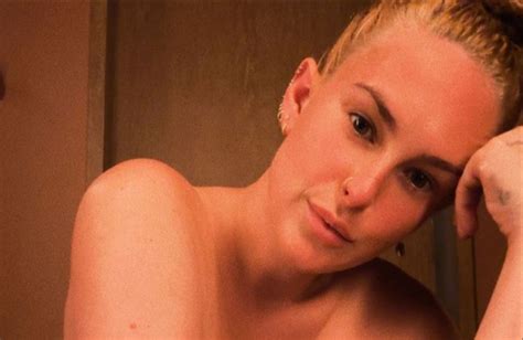 Rumer Willis Shares Powerful Nude Selfie To Celebrate Postpartum Body