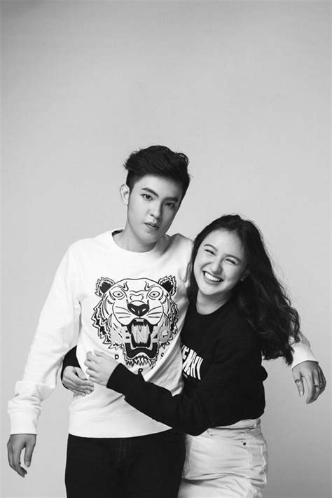 Thiếu gia si tình giả bộ inbox mua hàng ẵm được luôn Mai Tây hot girl nổi khắp MXH một thời