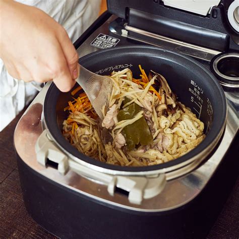 炊き込みご飯は炊飯器まかせで。簡単五目ごはんレシピ 北欧、暮らしの道具店