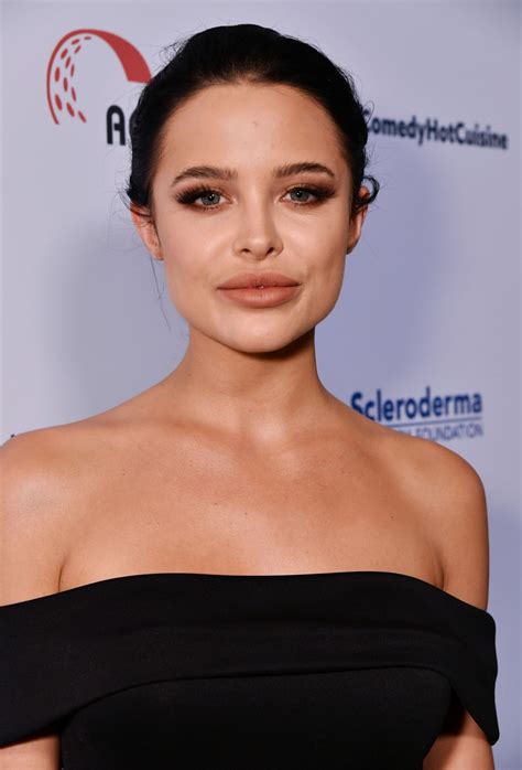 MARA TEIGEN At Cool Comedy Hot Cuisine Fundraiser In Beverly Hills 06 16 2017 HawtCelebs