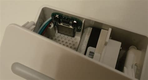 IKEA VINDRIKTNING теперь на Zigbee / Хабр