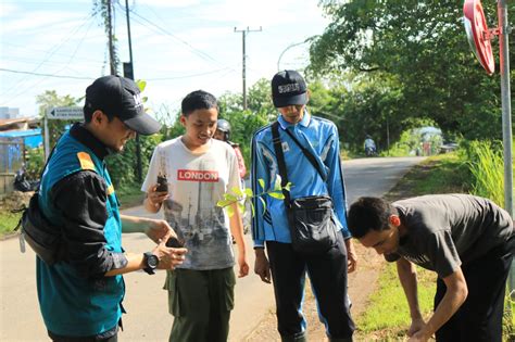 Kampanyekan Go Green LAZNAS WIZ Bantu Hijaukan Kampus STIBA Makassar