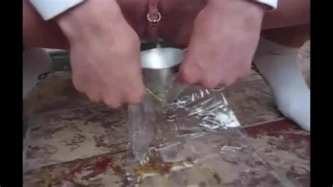 Hot MILF Doing Golden Ice Cubes Funny Porn XHamster