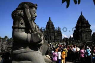 Perayaan Hari Waisak Di Candi Sewu Datatempo