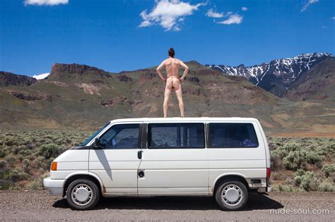 Alvold Vanlife Nude Soul Art Photos