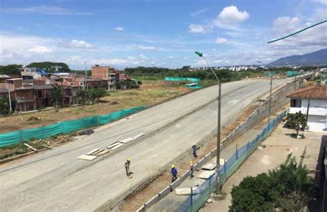 Inició fundición en concreto de puentes sobre prolongación en Avenida