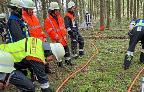 Feuerwehr Staadorf organisiert Waldbrand Übung