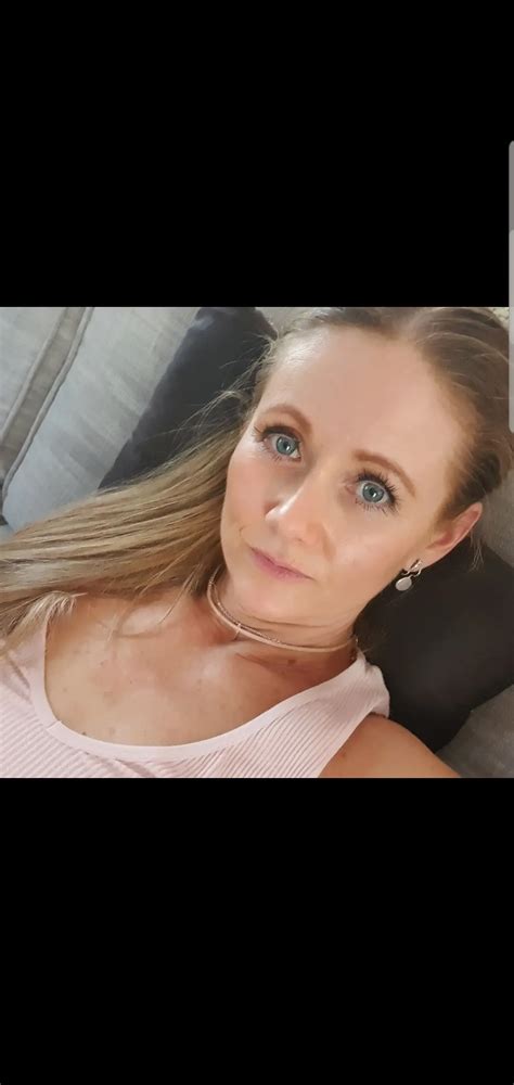 OnlyFans I M A Year Old MILF And I Ve Recently Started An OnlyFans Page I D Love To Have