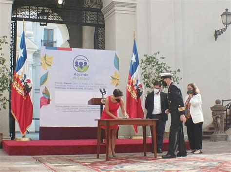 Ministerio Del Medio Ambiente On Twitter ¡momento Histórico 👏👏 El Presidente Gabrielboric