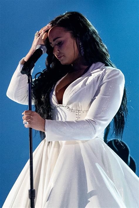 Foto Demi Lovato Lança Anyone No Grammy Awards 2020 E Marca Sua Volta à Música Após Anunciar