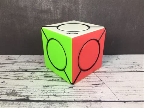 Qiyi Six-spot Cube - The Cube Girls