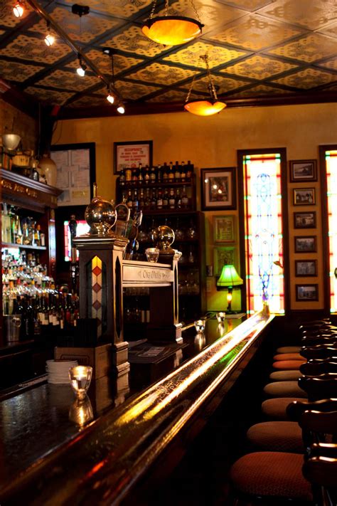 chief o'neill's pub restaurant beer garden 6