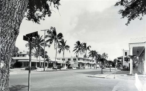 Birthplace Of Naples Third Street South