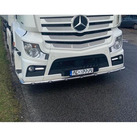 Orurowanie pod zderzak Mercedes Benz Actros MP4 Wąska kabina Streamspace