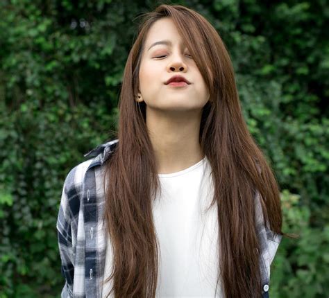 Những Vlogger hot nhất một thời đang làm gì để kiếm sống