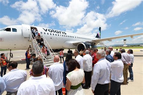 Inaugura Rutilio Escand N Nueva Ruta A Rea De Volaris Tuxtla