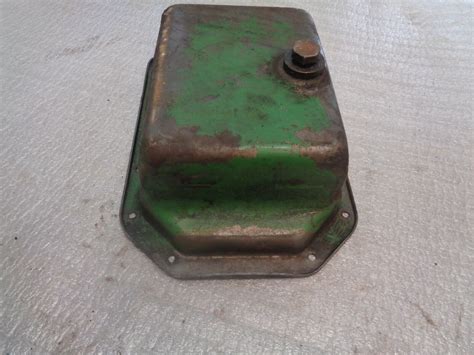 John Deere M Crawler Tractor Engine Oil Pan With