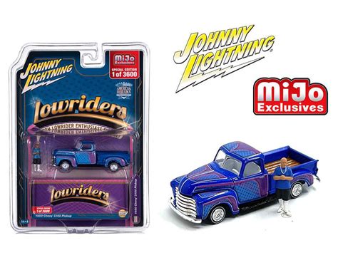 Lowriders Chevrolet Pickup W American Diorama Figure Blue