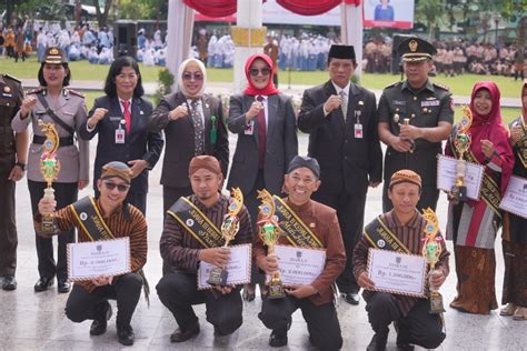 Peringati Hardiknas Bupati Klaten Ajak Masyarakat Bergerak Bersama