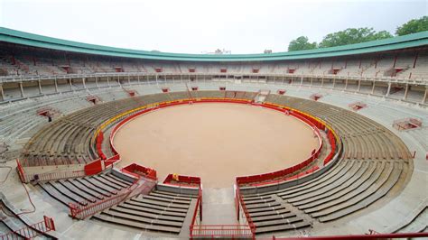 Plaza de Toros de Pamplona Pictures: View Photos & Images of Plaza de ...