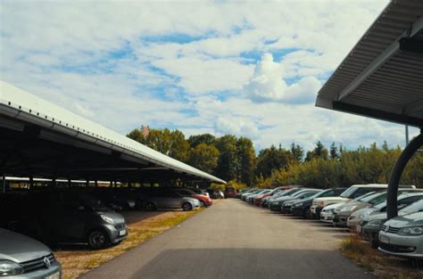 Valet Parken M Nchen Zufriedene Kunden Am Tag