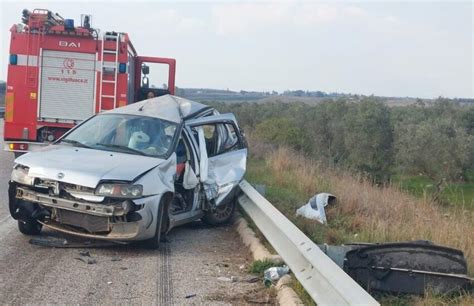 Violento Scontro Tra Auto E Moto Sulla Pista Di Collaudo Porsche