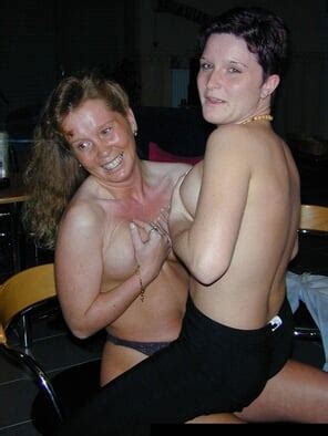 Amateur Milf Lesbian Lingerie Milf X Porn Pic