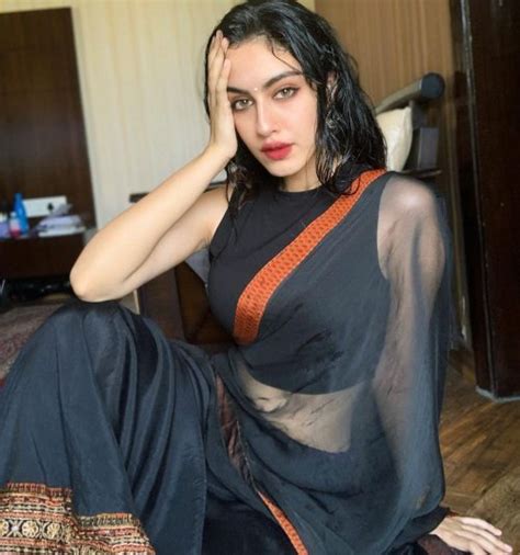 Baawla Song Actress Samreen Kaur Hot Pics And Videos Top Sense