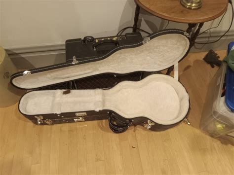 Gibson les paul case fit - help | The Canadian Guitar Forum