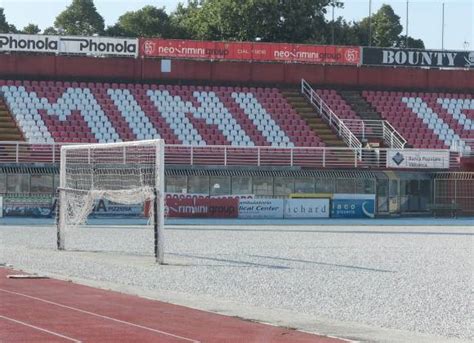 Rimini Anche I Distinti Dello Stadio Romeo Neri Saranno Coperti