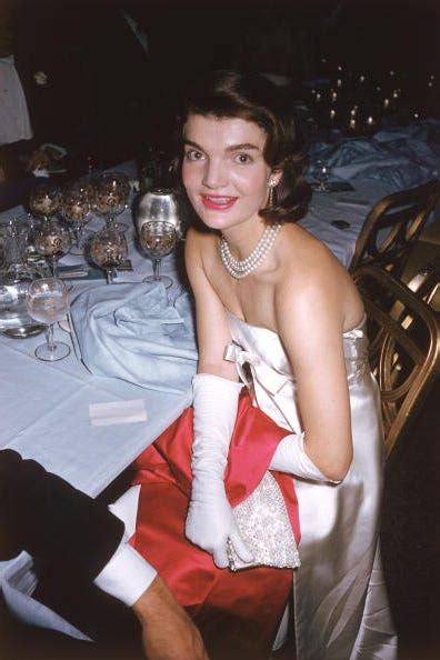 Iconic Jackie Kennedy Pictures Best Photos Of Jackie Os Life