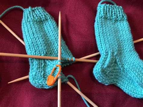 Носки для новорожденных спицами — uzelok