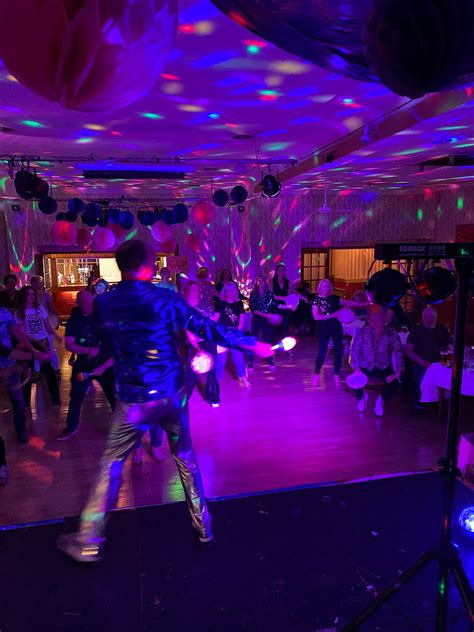 Thomas Picard... - Thomas Picard Bathroom & Tiling Solutions