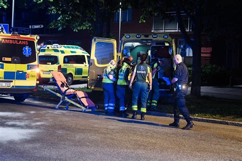 26 årig Man Död Efter Skjutning I Skarpnäck I Södra Stockholm