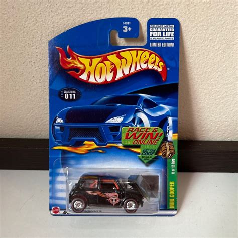 ลอยาง รถเหลก รถฮอทวล รถมน Hot Wheels Treasure Hunts Mini Cooper Shopee Thailand