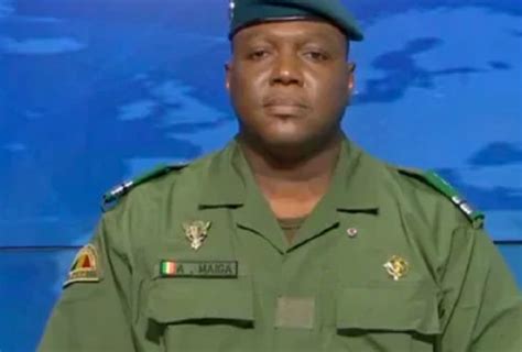 Mali Le Colonel Abdoulaye Maïga Devient Premier Ministre Par Intérim