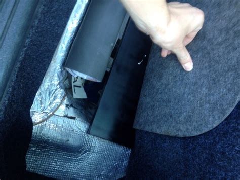 Подставка под сабвуфер — Lada 2113, 1,6 л, 2011 года | стайлинг | DRIVE2