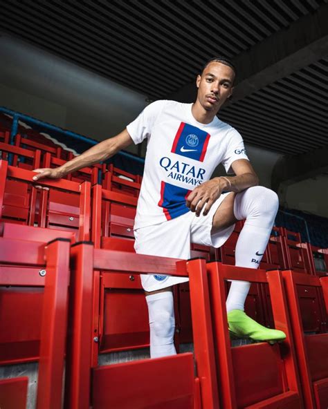 Confira As Fotos Do Novo Terceiro Uniforme Do PSG Gazeta Esportiva