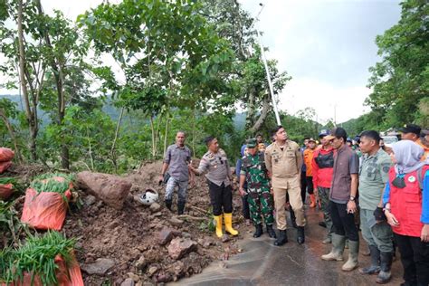 Longsor Kabupaten Gowa Desember Telan Lima Korban Jiwa Antara News