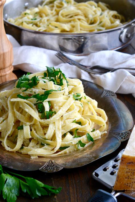 Simple Classic Fettuccine Alfredo Ciao Chow Bambina