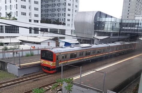 Mencoba Lorong Integrasi Di Stasiun Cisauk Naik Krl Lebih Gampang