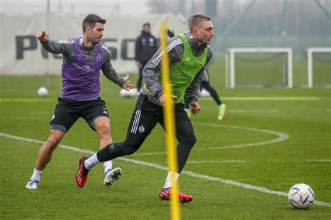 Mied Legnica Legia Warszawa Zachowa Szanse Na Tytu Legia Net