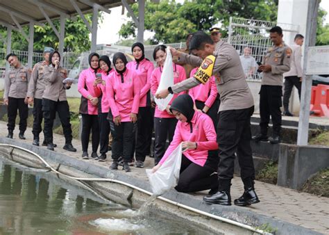 Launching Penguatan Program Pekarangan Pangan Lestari Wakapolres