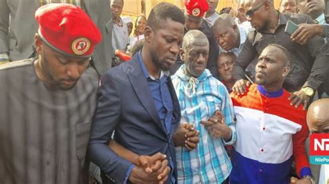 Besigye Ne Bobi Wine Balangilidde Okwegata Ku Basubuzi Enkya Kampala Wa