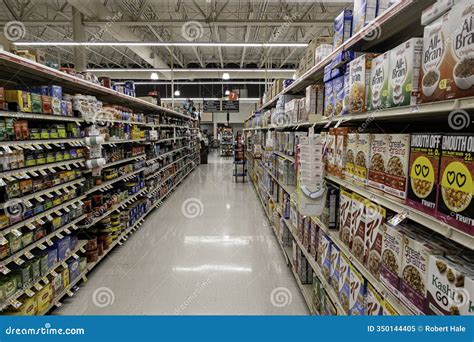 cereal coffee  tea aisle   publix grocery store  orlando