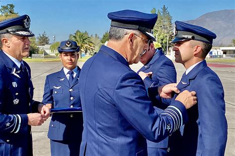 La Fach Gradúa A Nuevos Pilotos De Helicópteros