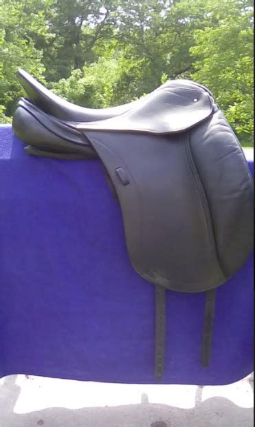 Passier dressage saddle used - ridestashok