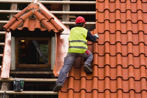 List Of Benefits Youll Get By Hiring A Professional Roof Repair