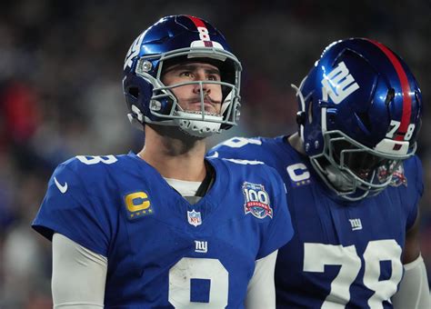 New York Giants release embattled $160 million quarterback in shocking ...